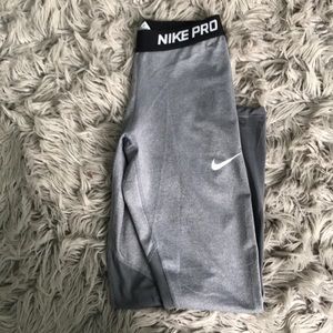 Nike pro leggings size youth XL